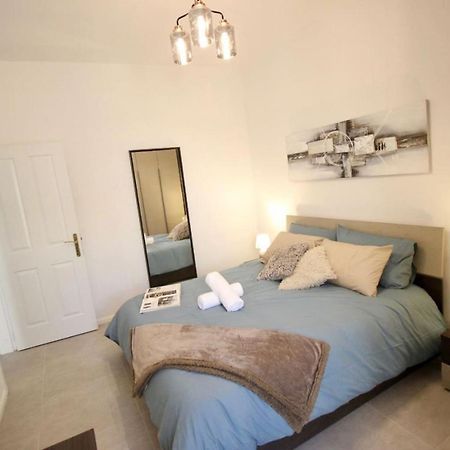 Gzira 3 Bedroom Apartment ภายนอก รูปภาพ
