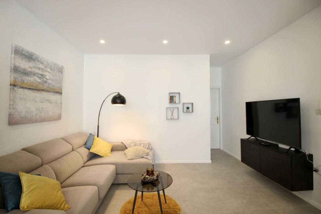 Gzira 3 Bedroom Apartment ภายนอก รูปภาพ